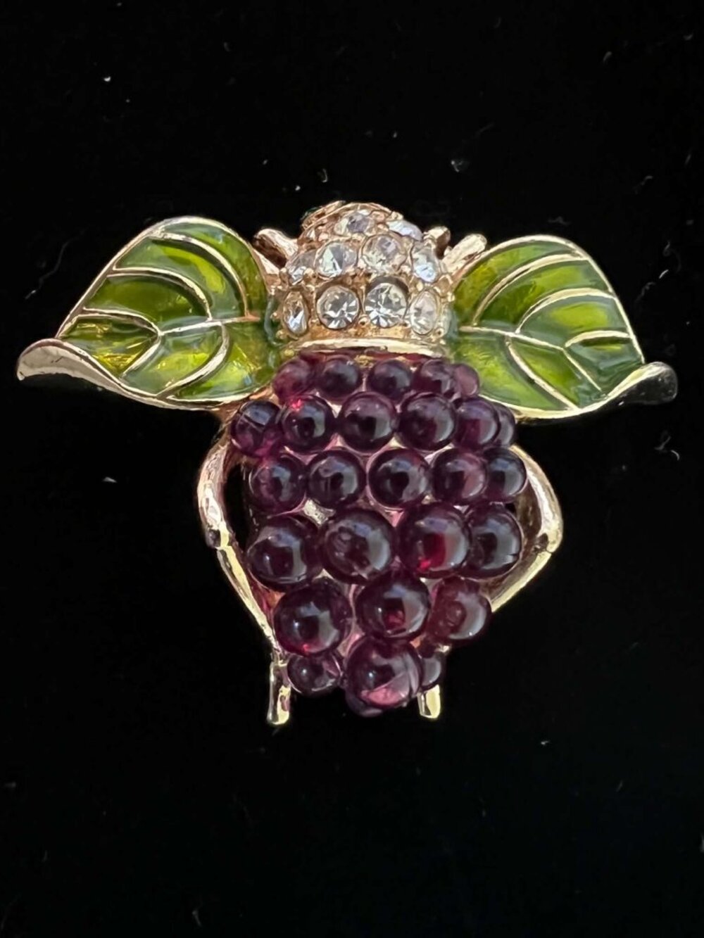 Joan Rivers "Grape Cluster" Bee brooch pin